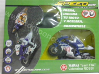 Moto Yamaha 08 Valentino Rossi + Mando