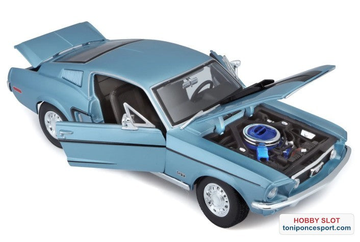 Ford Mustang GT Cobra 1968 blanco