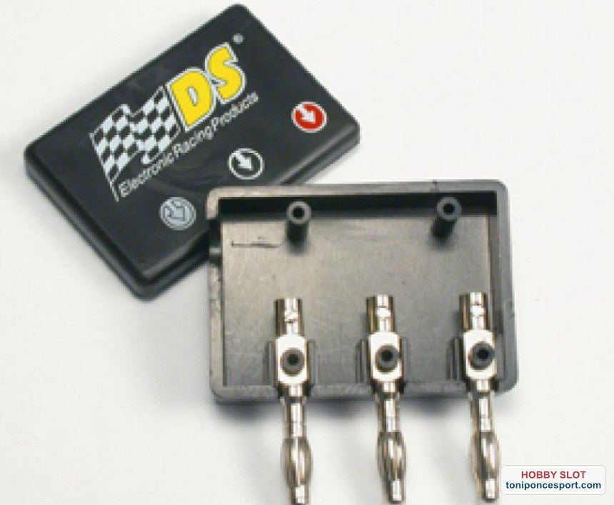 Conector compacto con bananas