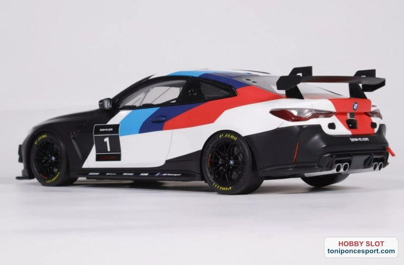 BMW M4 GT4 GT4 WHITE PRESENTATION 2022