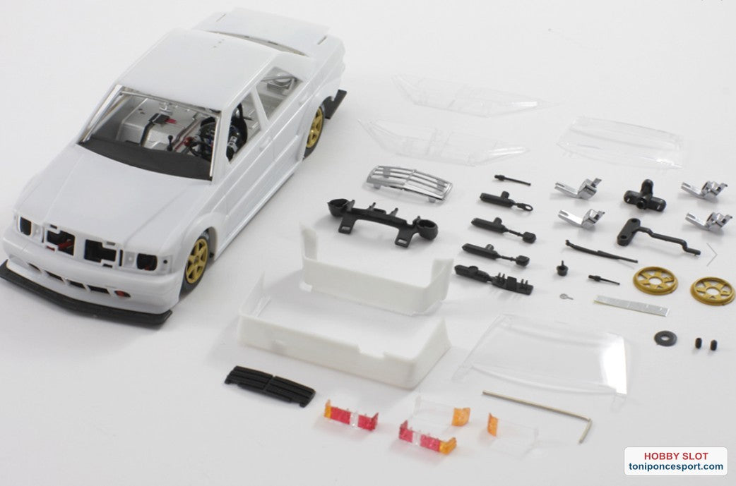 Kit de carreras blanco Mercedes 190E DTM.
