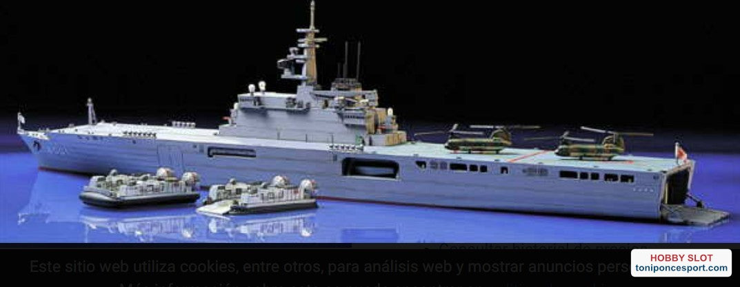 Barco Japanese Defence Force LST-4001 Ohsumi 1/700