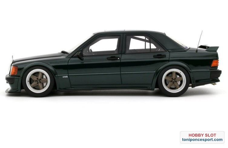 RAUH-WELT REPUBLIK RWR 190E 2.5-16 PORSCHE RACING GREEN METALLIC 22G 2025