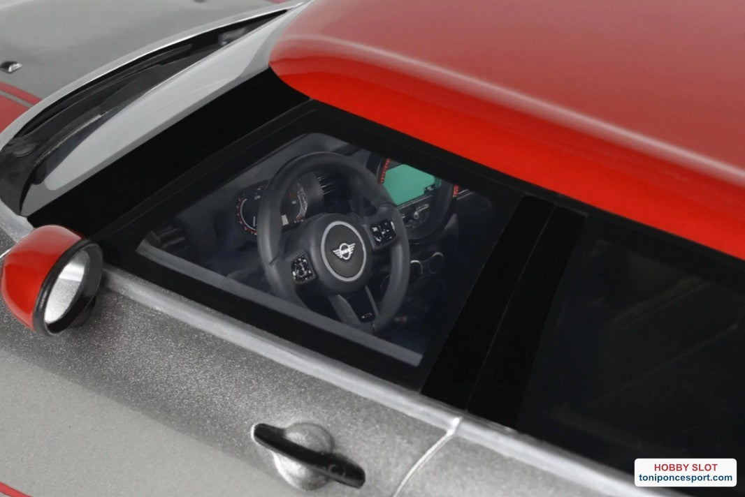 MINI CLUBMAN (F54) JCW MELTING SILVER III 2021