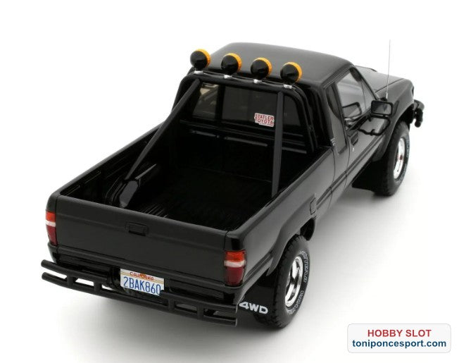 Toyota Hilux SR5 Negro Brillante 202 1985