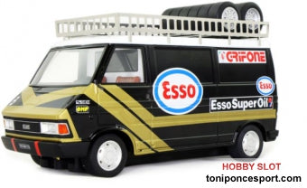 Fiat 242 Esso Grifone Rally Team Assistance