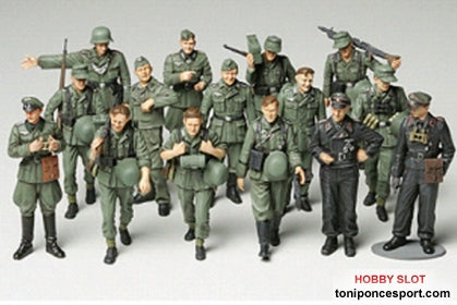 Figuras Soldados de infantería Allds marchando 1/48