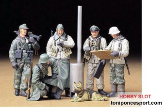 Figuras German Soldiers at Field Briefing 1/35