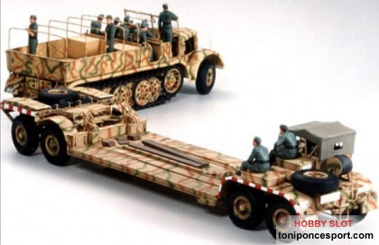 Camión FAMO y tráiler 1/35