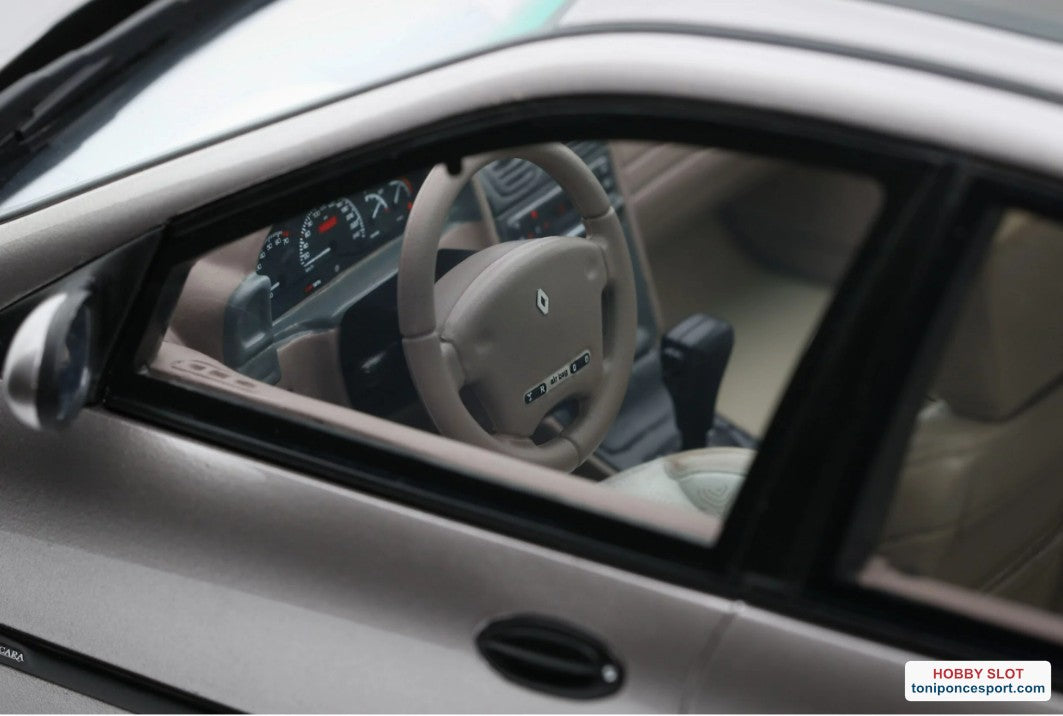 Renault Laguna V6 3.0 Baccara Gris Opale 1996
