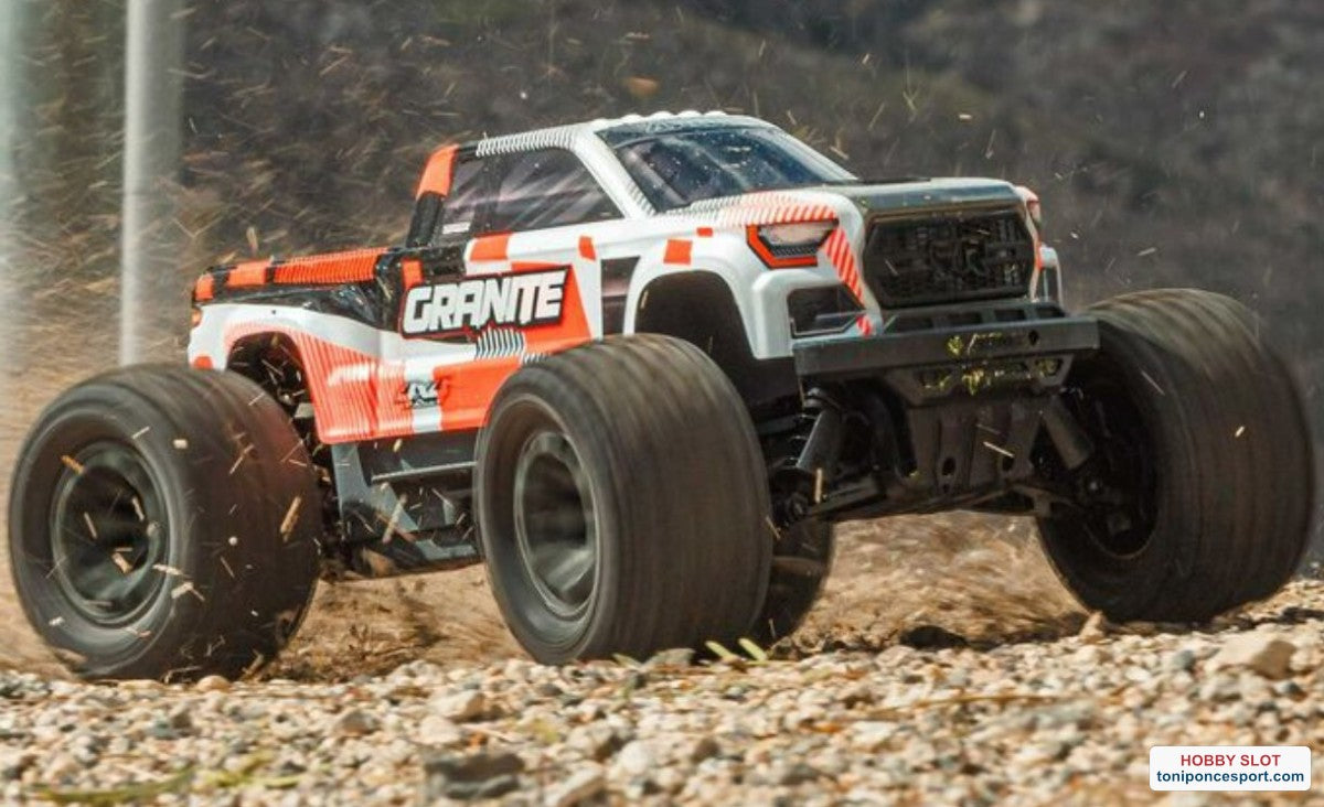Monster Truck GRANITE MEGA 665 4X4 RTR Brushed Orange.