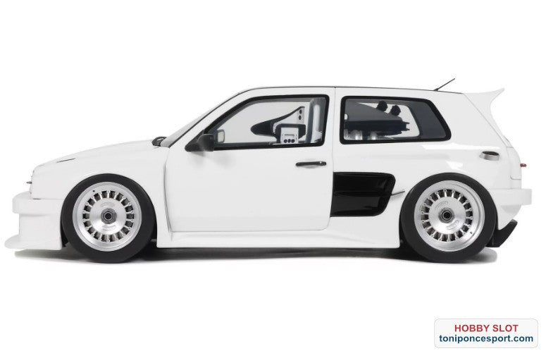 VOLKSWAGEN GOLF III KHYZYL SALEEM WHITE 2024