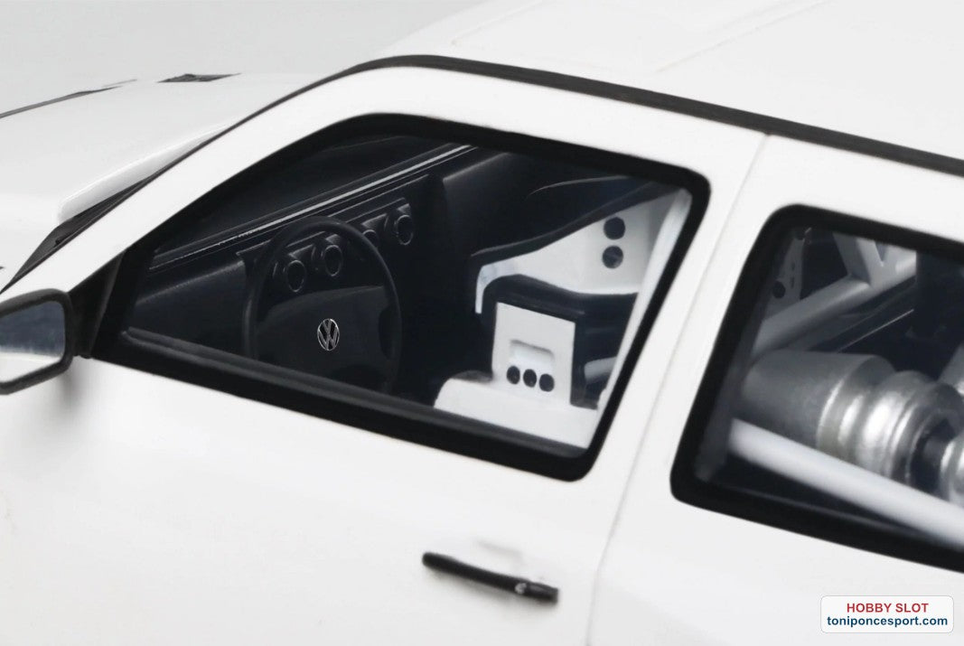 VOLKSWAGEN GOLF III KHYZYL SALEEM WHITE 2024