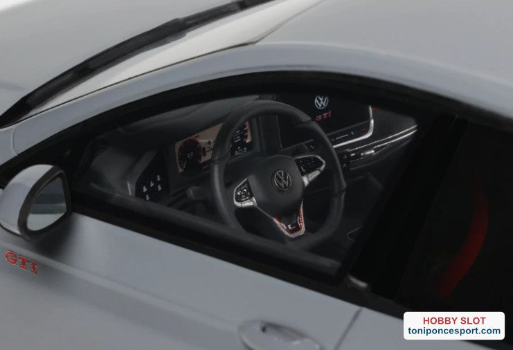 Volkswagen Golf GTI VIII Gris Piedra Lunar 2024