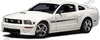 Ford Mustang GT Coupe 07 California Special Blanco 