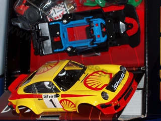 Porsche 911 Shell Racing