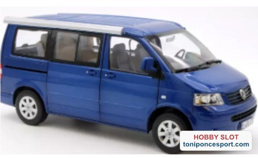 Volkswagen California 2003.