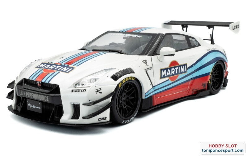 Nissan GT-R (R35) con kit de carrocería Liberty Walk 2.0 M 2024