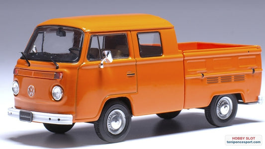 Volkswagen T2b Double Cabin - Pick Up 1982.