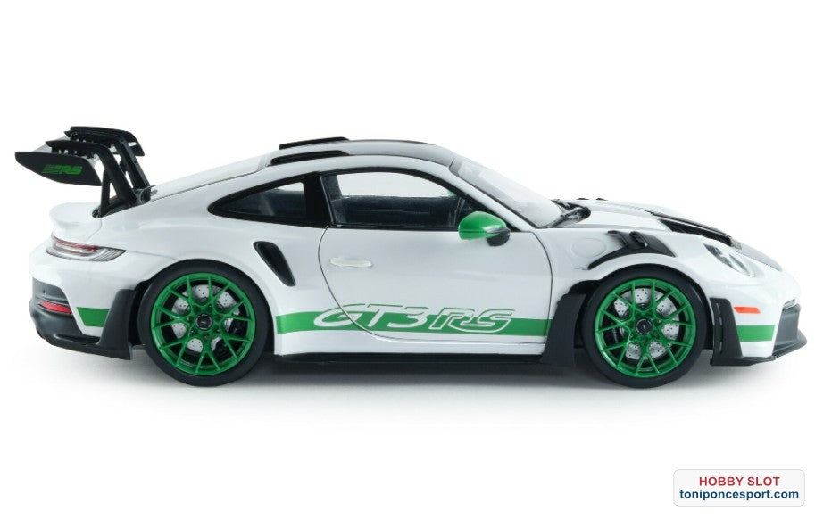 Porsche 911 GT3 RS PAQUETE HOMENAJE AL CARRERA RS 2024