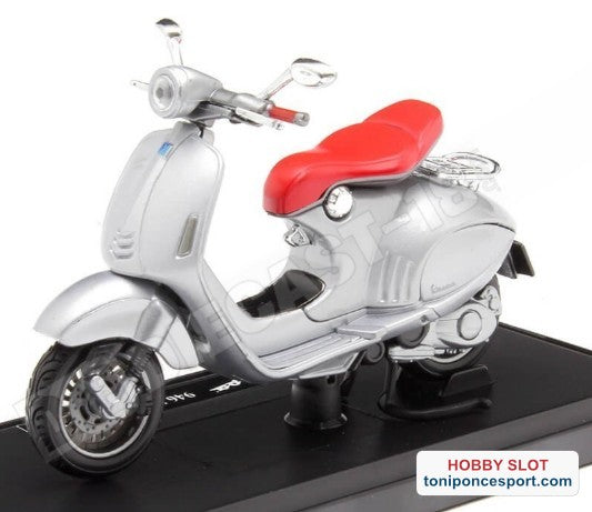 Vespa 946 Bellissima Plateada 2014