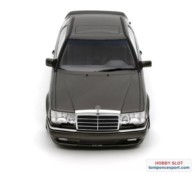 Mercedes-Benz C124 AMG "Stance" Gris Antracita 2022