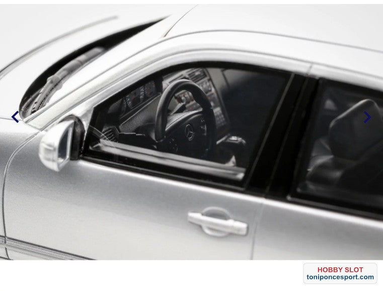 Mercedes-Benz E55 AMG W210 Plata Brillante 744 2001