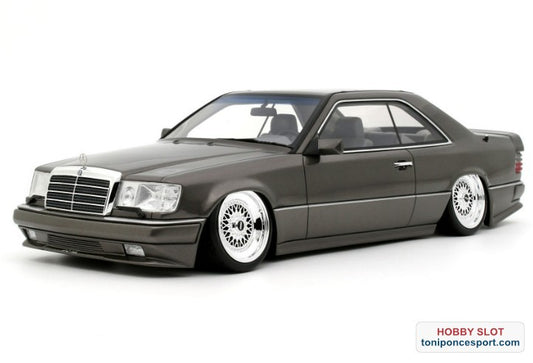 Mercedes-Benz C124 AMG "Stance" Gris Antracita 2022