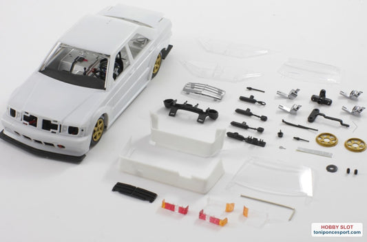 Kit de carreras blanco Mercedes 190E DTM.