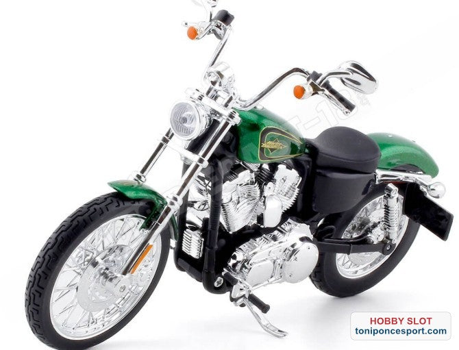 Moto Harley-Davidson XL 1200V 2013 Seventy-Two Verde Metalizado 1:12