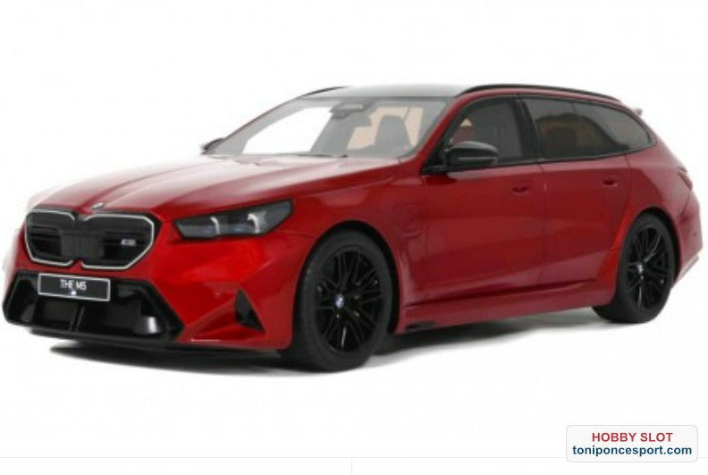 BMW M5 Touring (G90) 2025 Fire Red