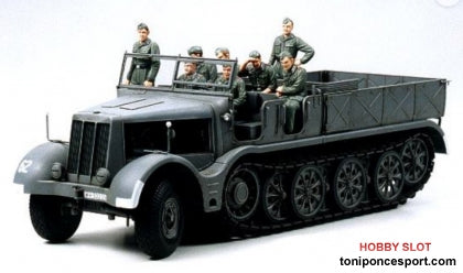 Camión Semioruga 18t FAMO 1/35.