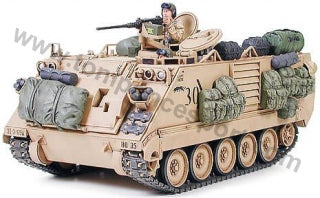 Tanque M113A2 de U.S.A. Version de desierto 1/35.