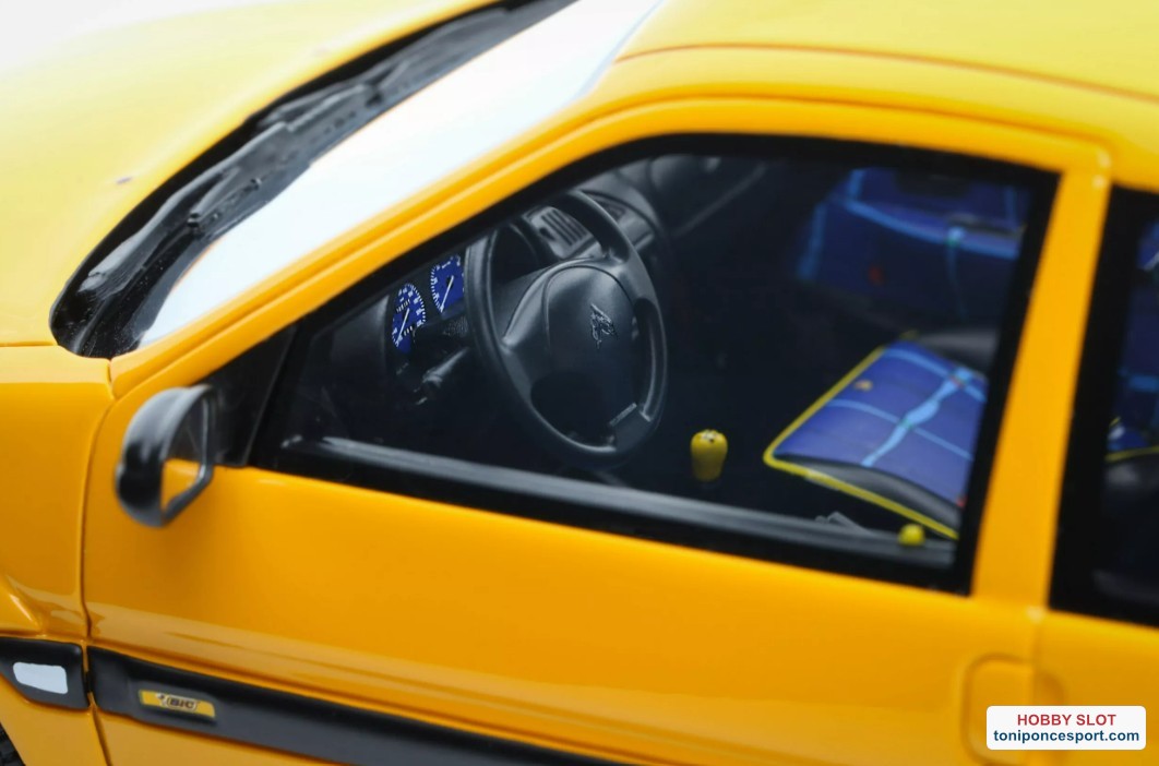 CITROËN SAXO 1.4 BIC PHASE 2 ORANGE MANGO 2000