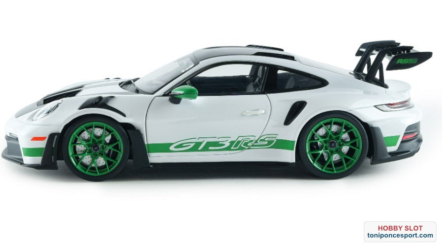 Porsche 911 GT3 RS PAQUETE HOMENAJE AL CARRERA RS 2024
