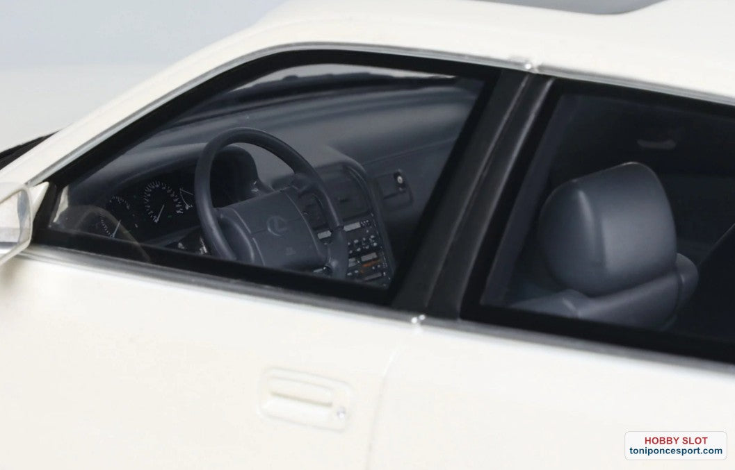 LEXUS LS 400 DIAMOND WHITE PEARL 051 1992