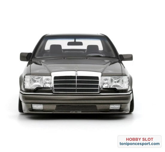 Mercedes-Benz C124 AMG "Stance" Gris Antracita 2022
