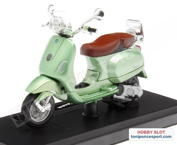 Vespa LXV Verde Metalizado 2013