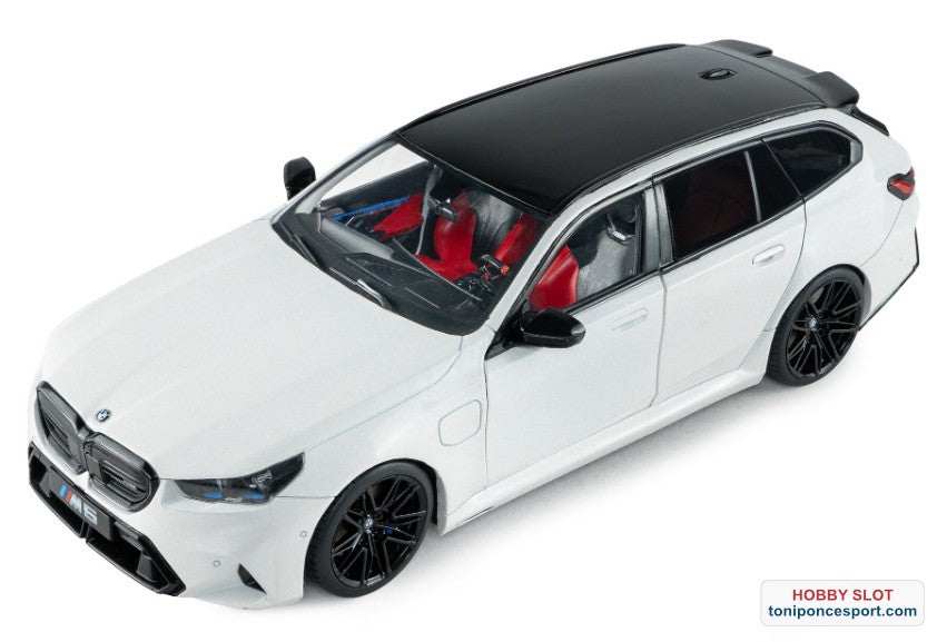 BMW M5 TOURING Blanco Alpino Sólido 2025