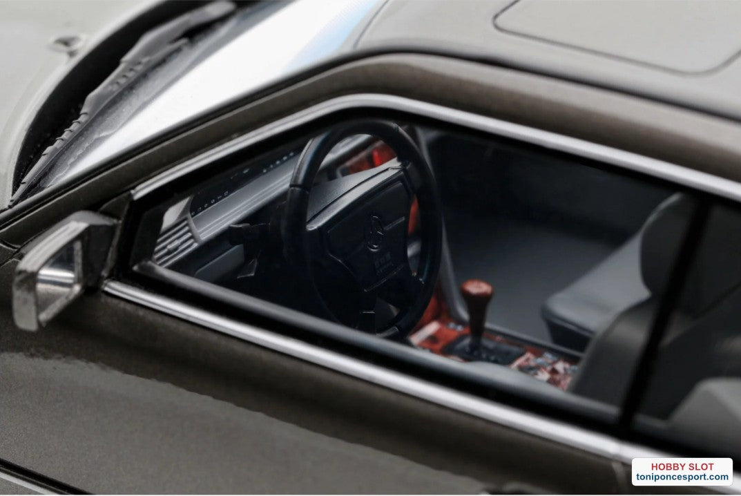 Mercedes-Benz C124 AMG "Stance" Gris Antracita 2022