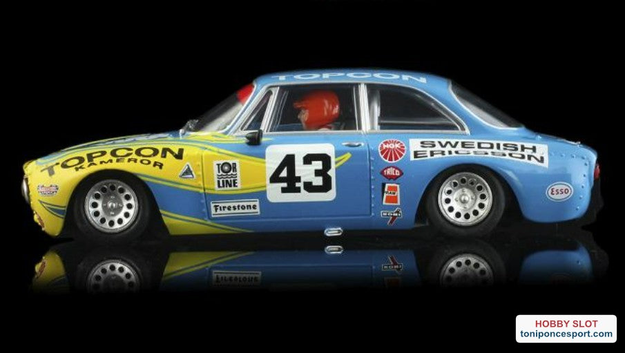 Alfa Romeo GTA Topcon #43.